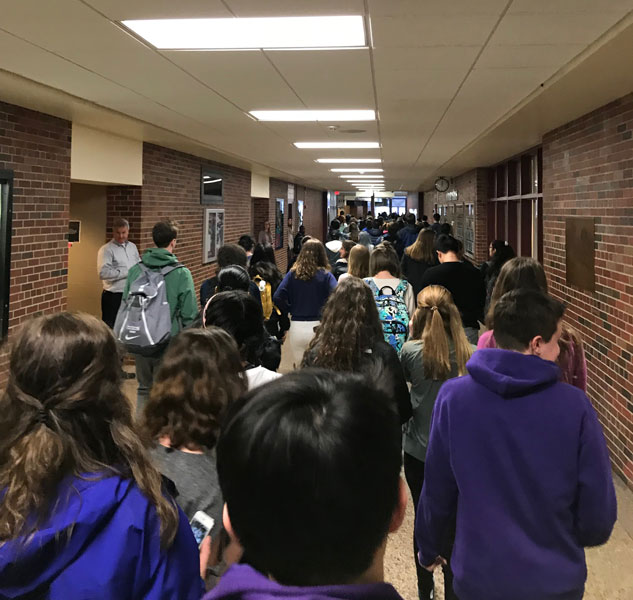 Slideshow%3A+Students+walk+out+to+protest+school+gun+violence