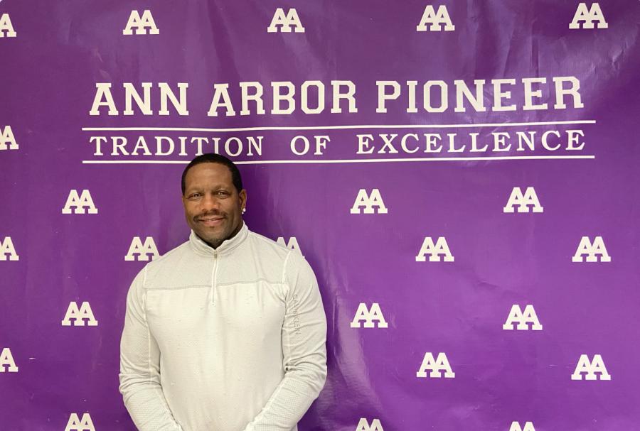 Pioneer hires new head football coach – The Pioneer Optimist