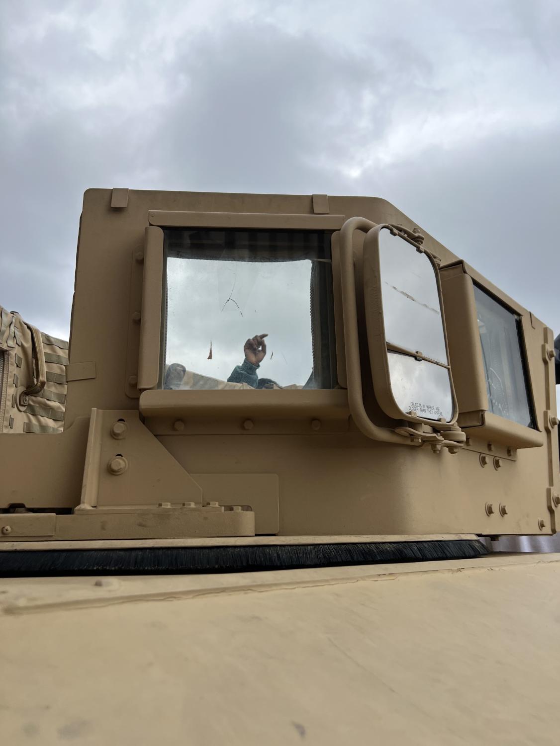 U.S.+Army+vehicle+visits+auto+shop+class
